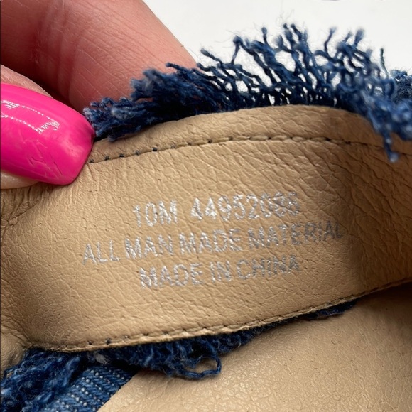 Comfort denim slip on Criss-Cross Slide Sandals, size 10 - Picture 3 of 8